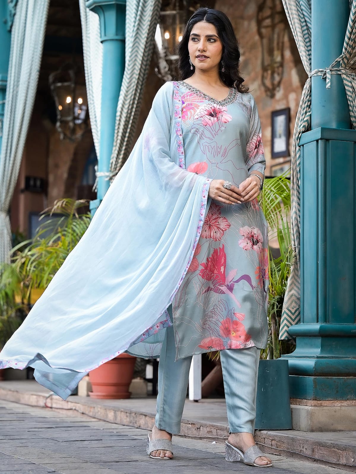 Kalaai Designer Viscose Printed Kurti With Bottom Dupatta Wholesale Clothing Suppliers In India
